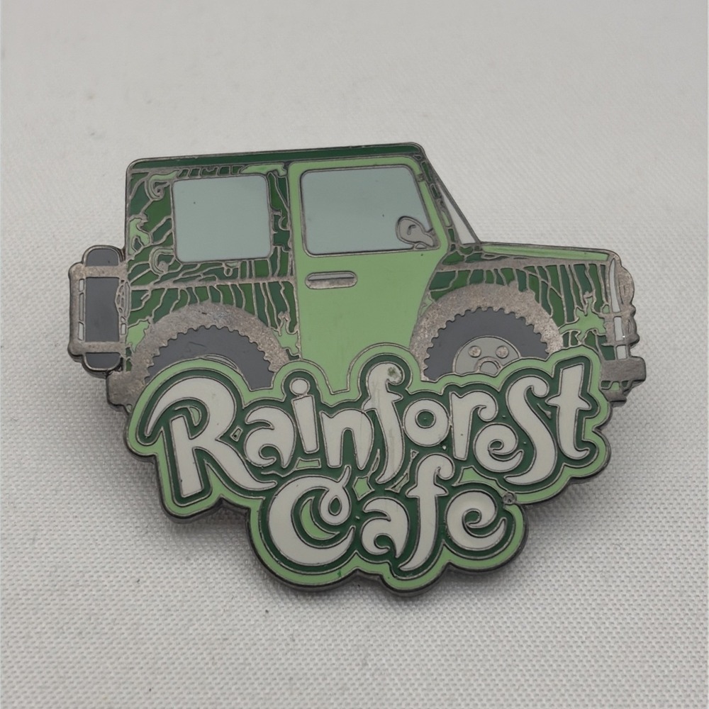 Rainforest‎ Cafe Safari Jeep Jungle Lapel Hat Pin